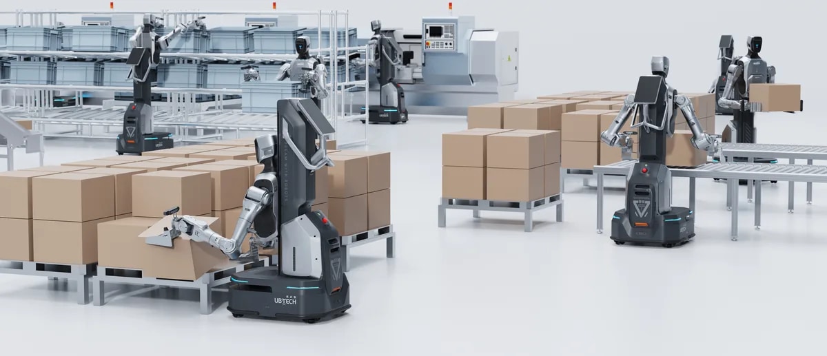 Robot Cruzr Y1 prelaga kartone na paleto